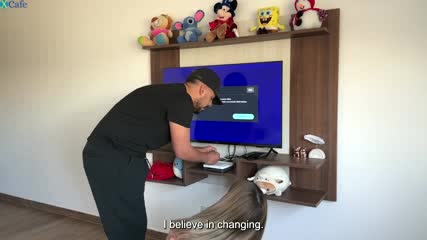 Curvy teen girl thanked a repair dude with a blowjob and fucking